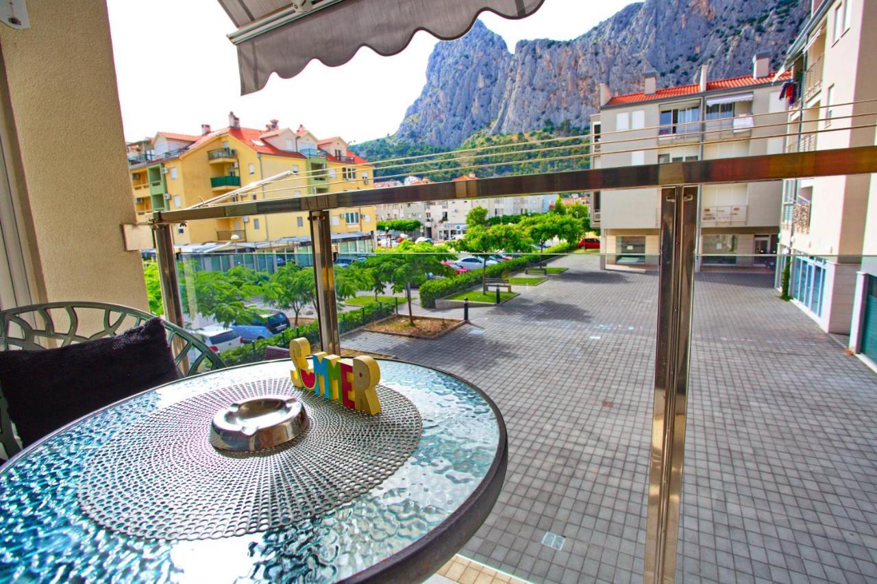 Luxury Family Apartment Omis Exterior photo